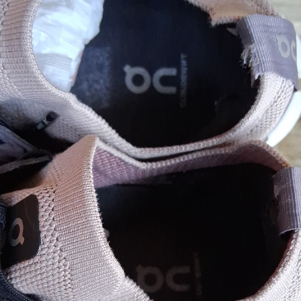 On Running Cloudswift Taupe and Black Athletic Shoes - Picture 9 of 12